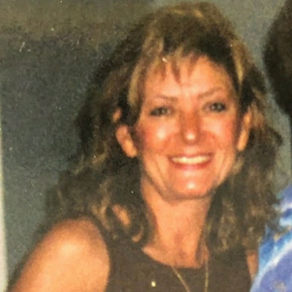 Meet your Posher, Elaine - Picture 1 of 1